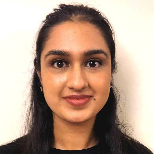 Dr Seema Bansal